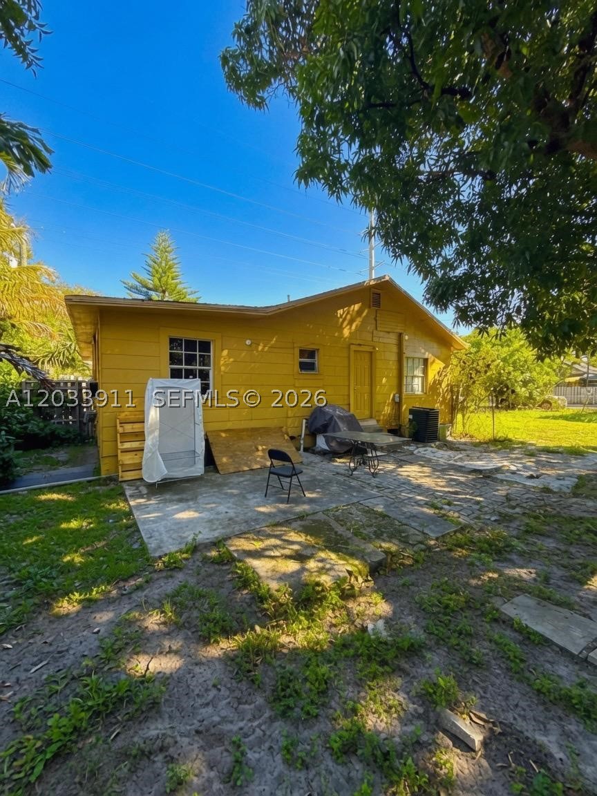 DIXIE GARDENS - Residential