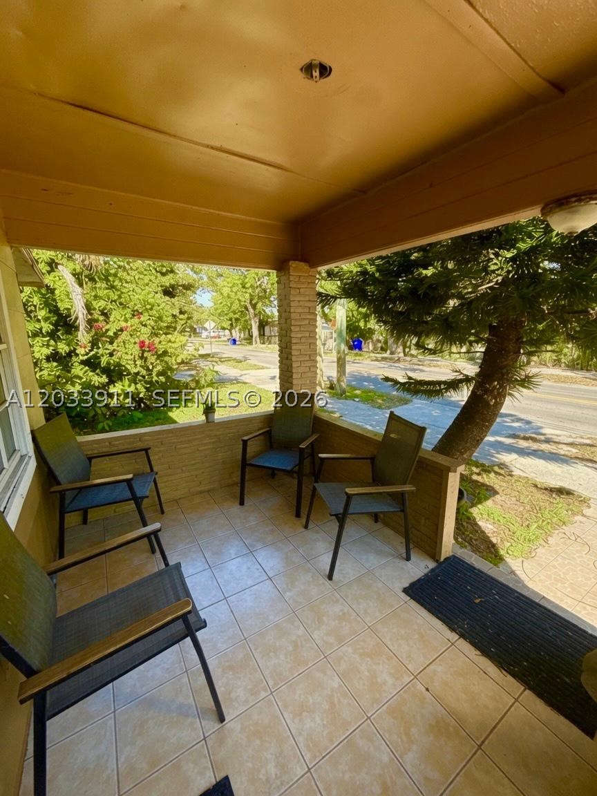 DIXIE GARDENS - Residential