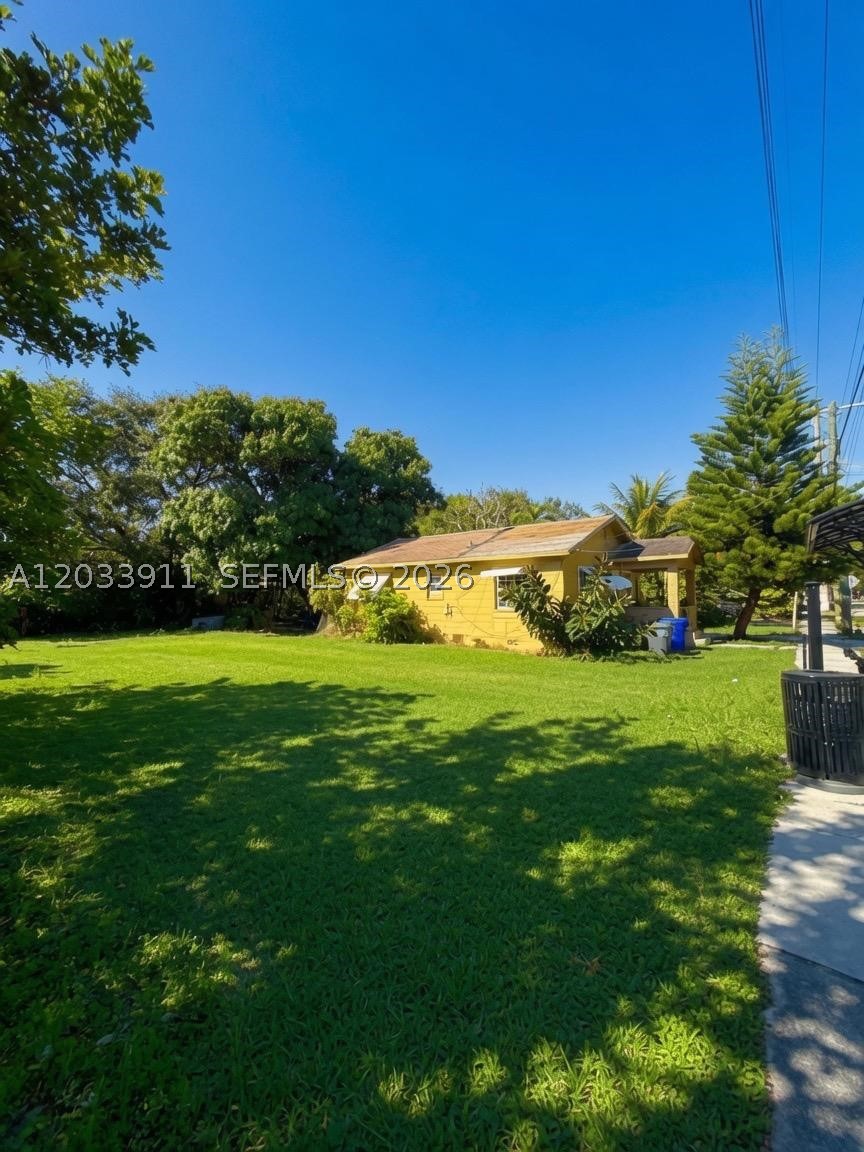 DIXIE GARDENS - Residential