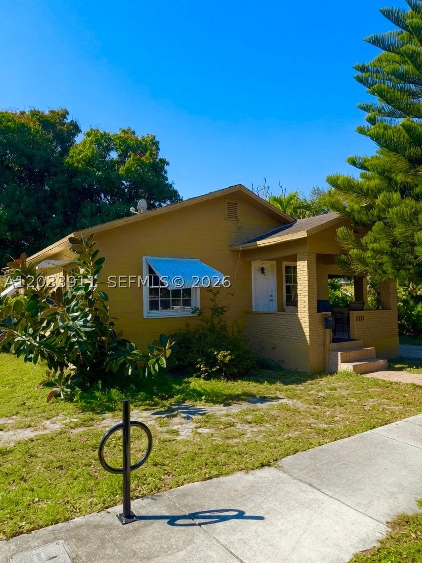 DIXIE GARDENS - Residential