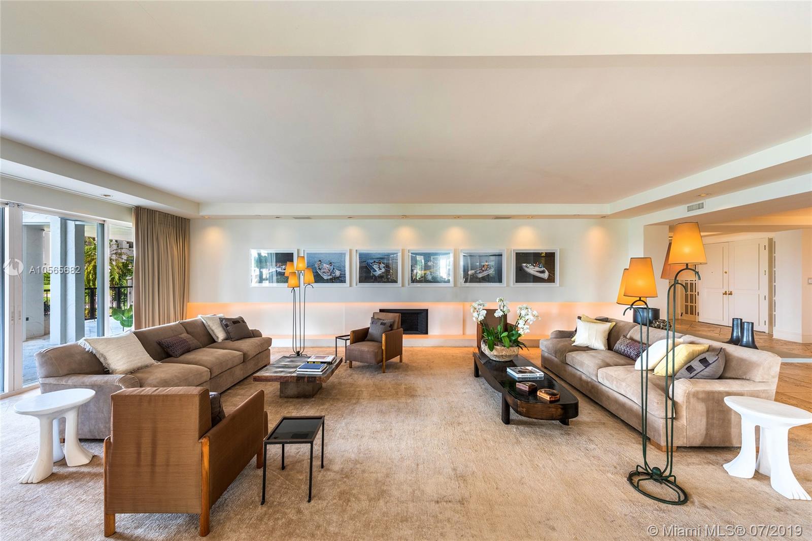 FISHER ISLAND - Residential