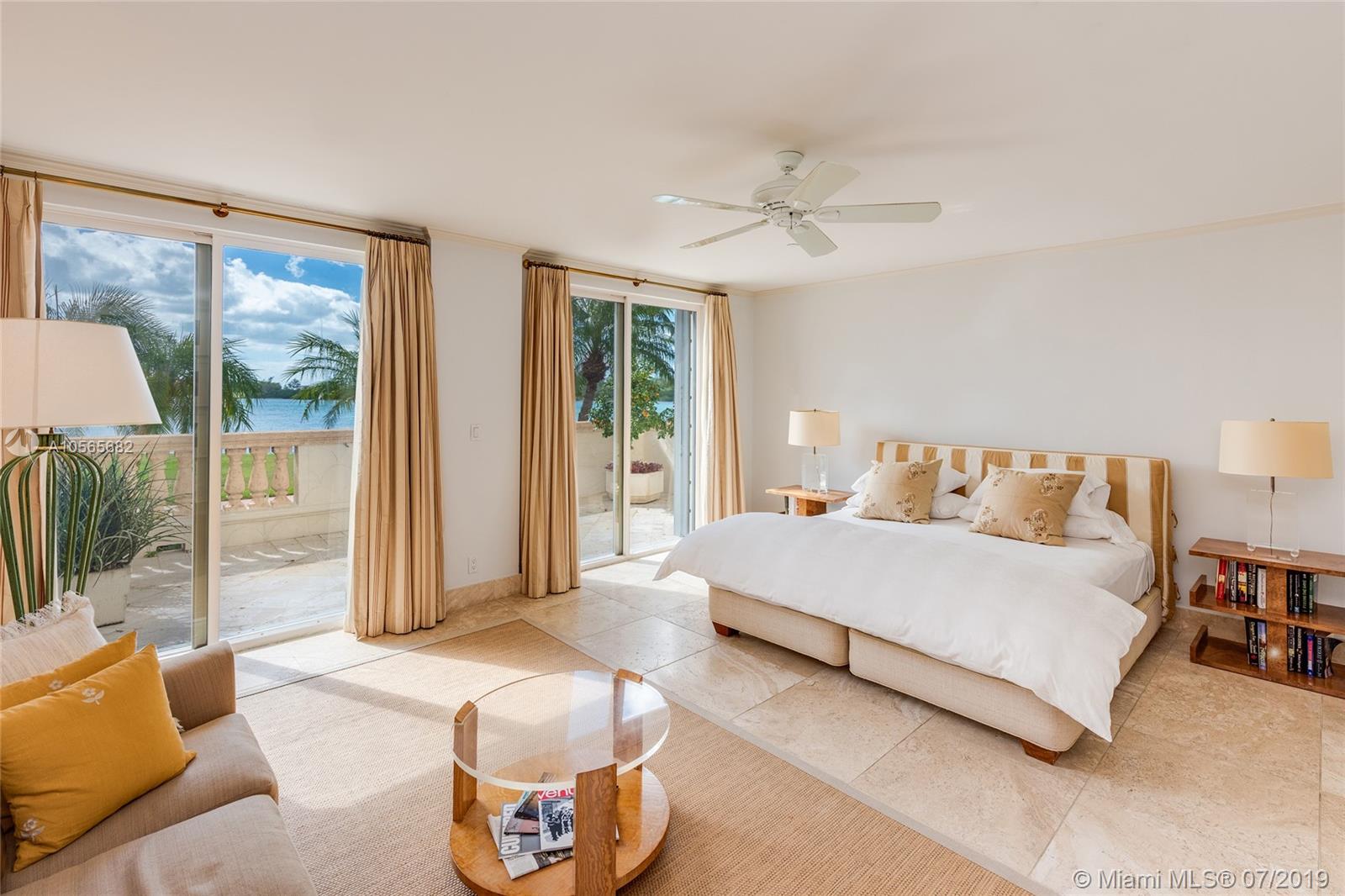 FISHER ISLAND - Residential