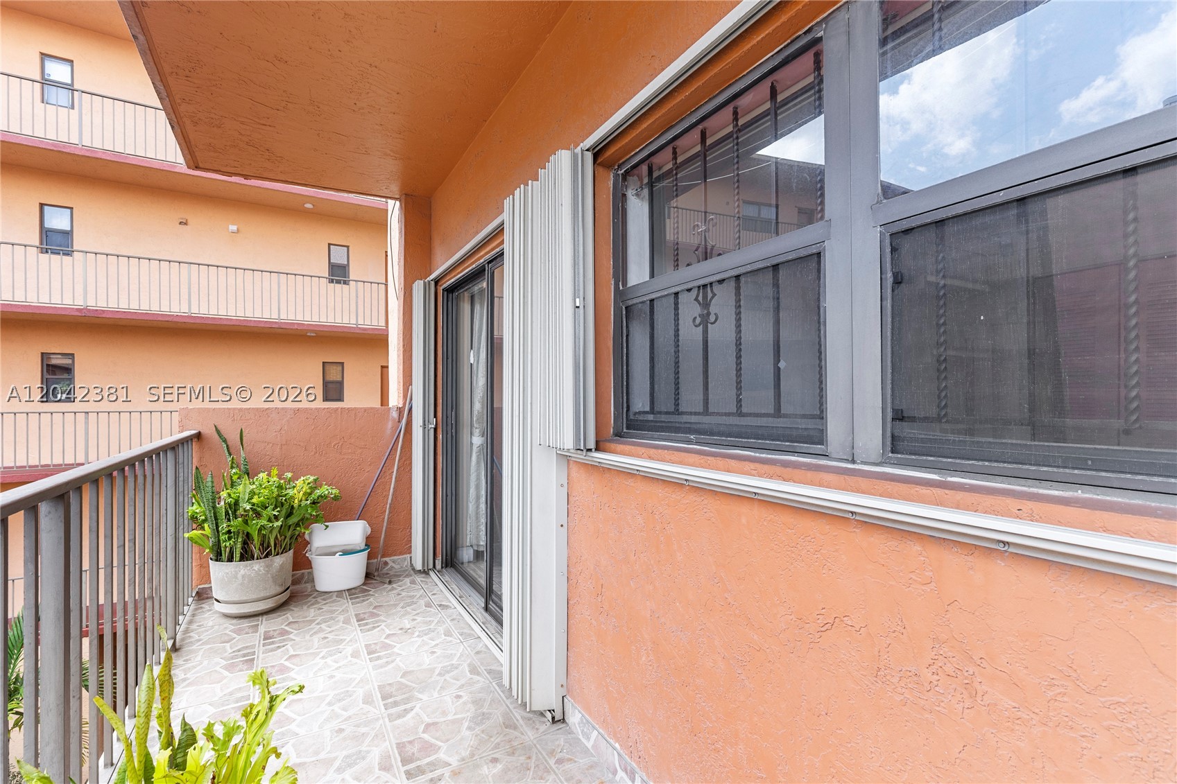 WESTLAND CONDO - Residential