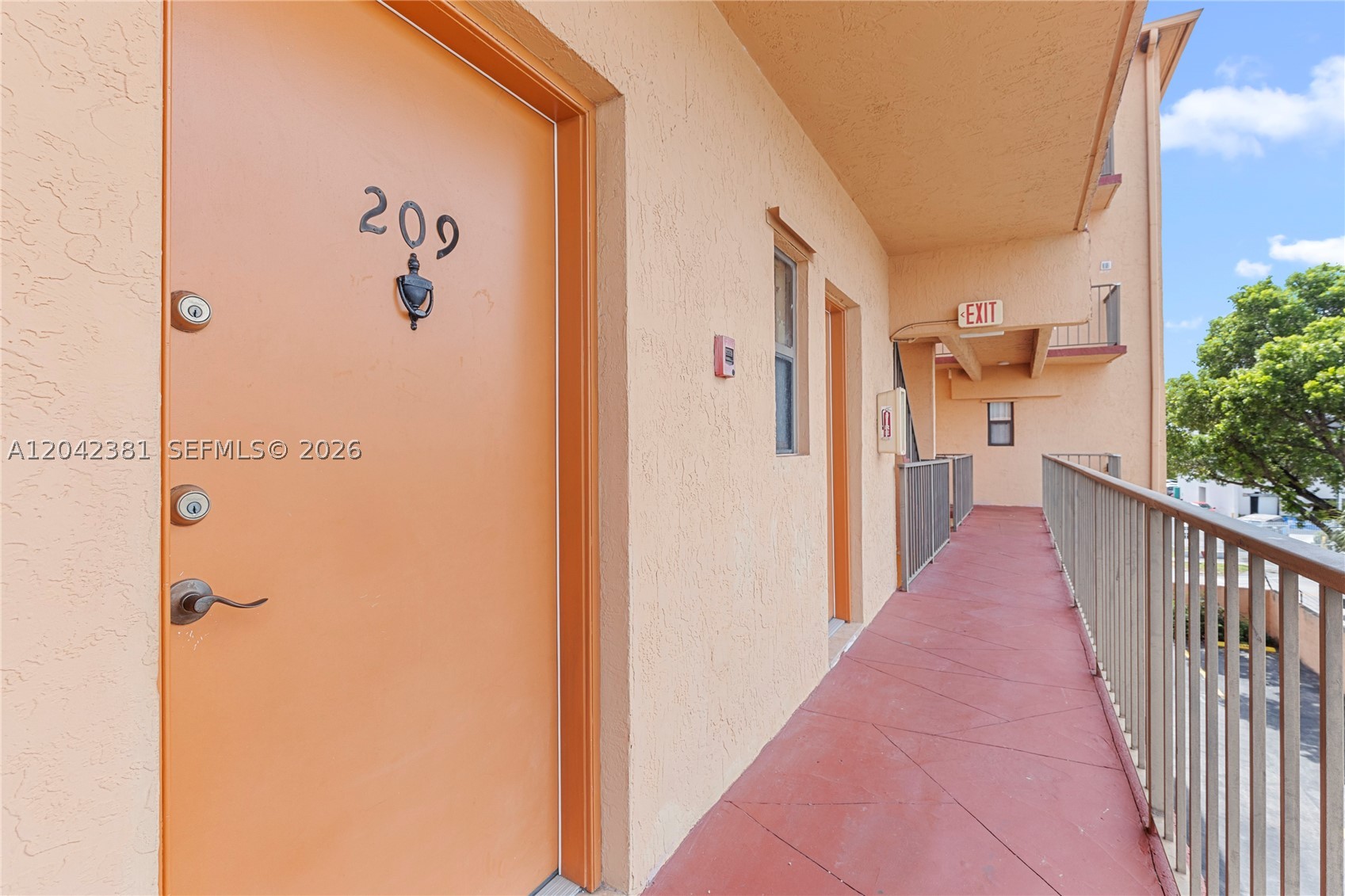 WESTLAND CONDO - Residential