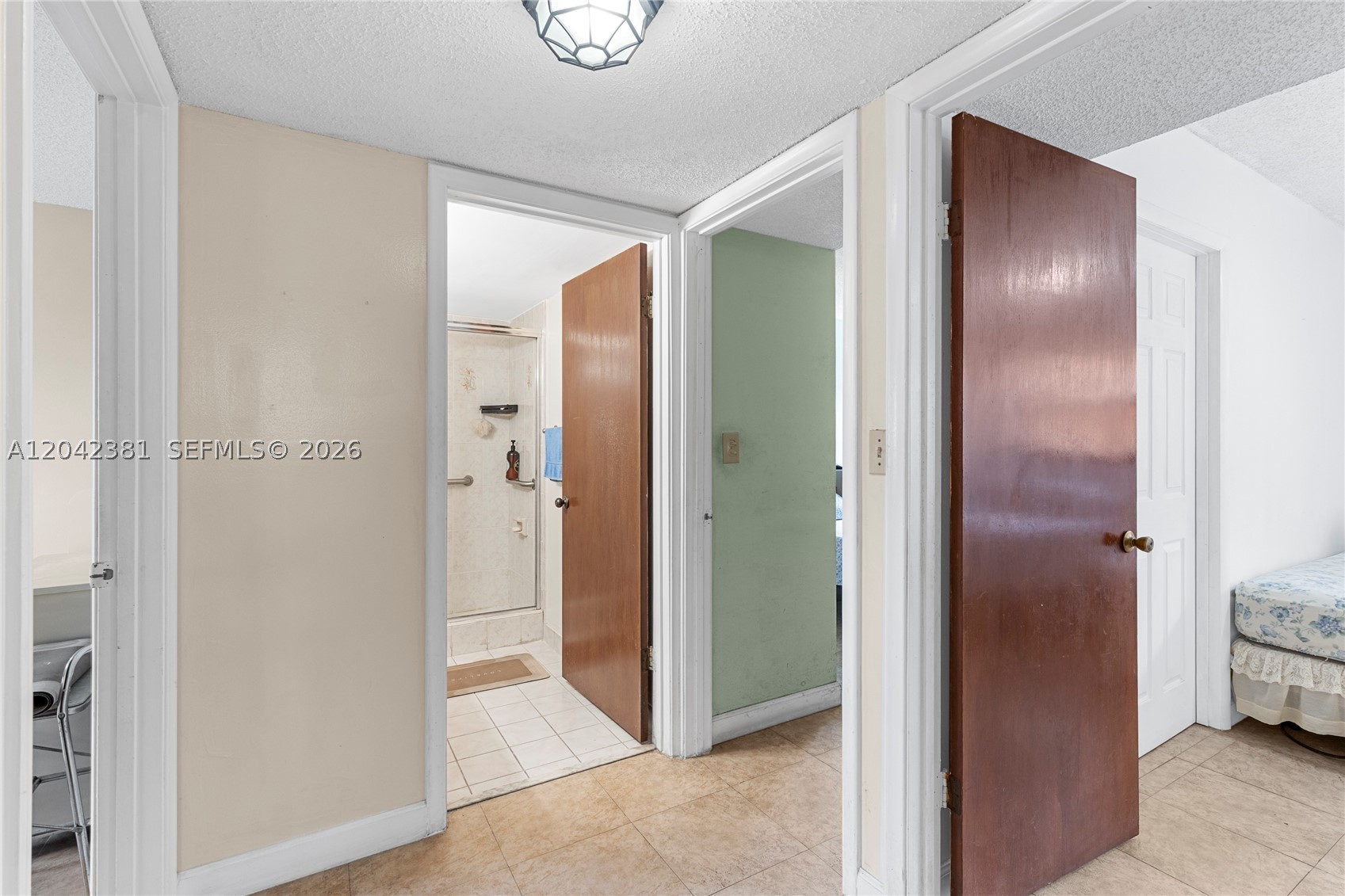 WESTLAND CONDO - Residential