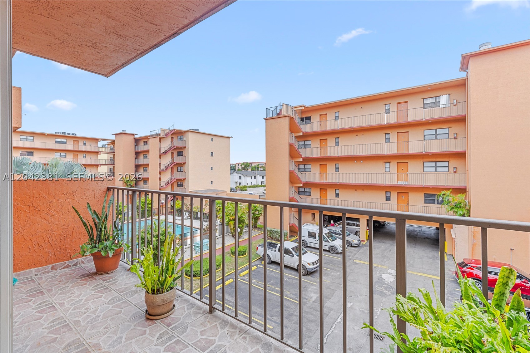 WESTLAND CONDO - Residential
