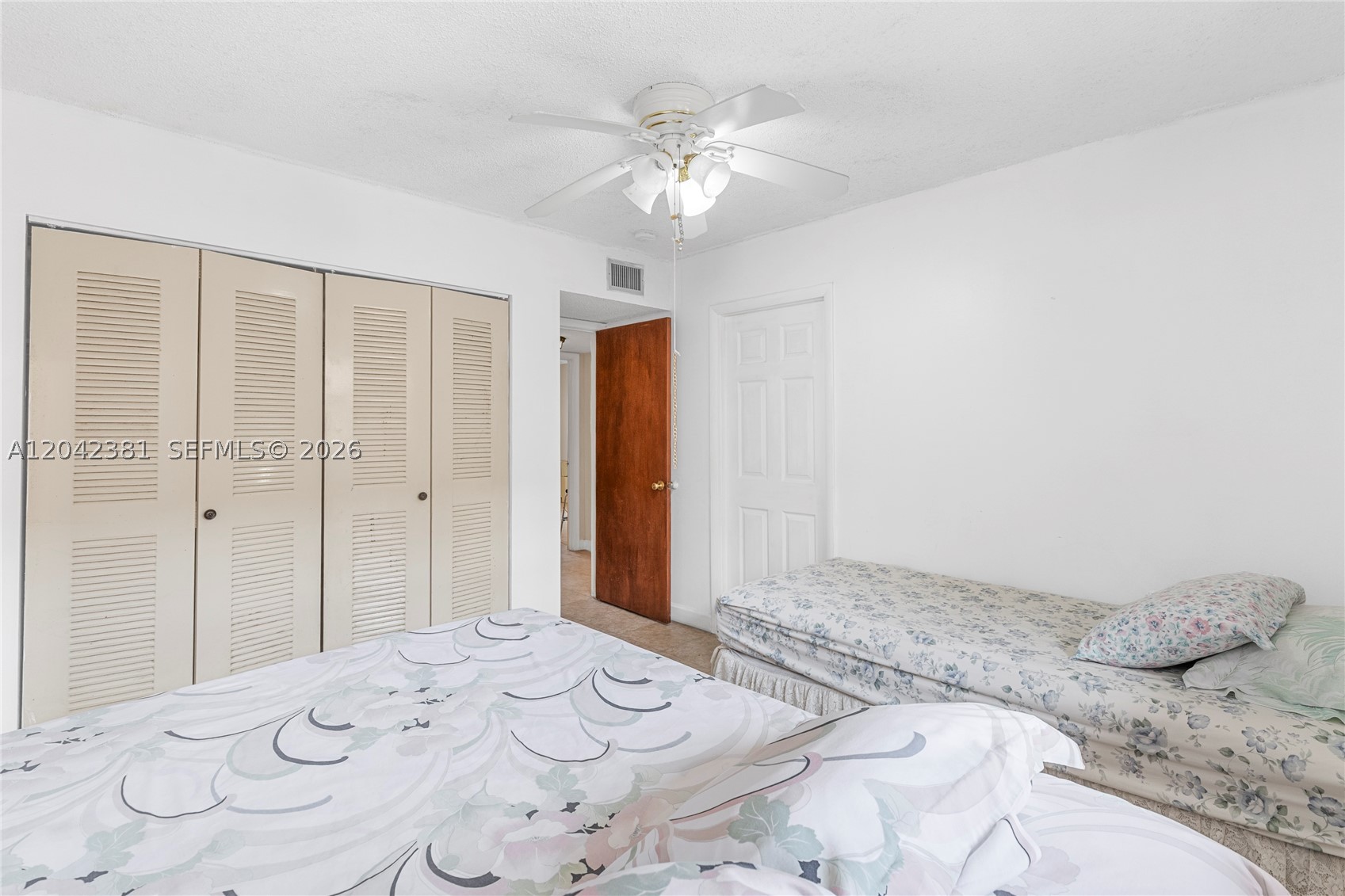 WESTLAND CONDO - Residential