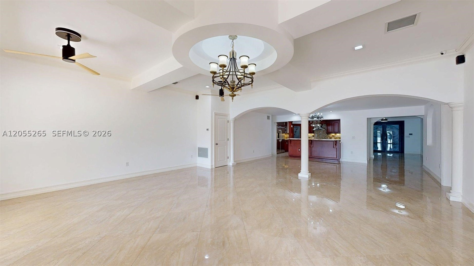 LAKE LAURENCE ESTS 1ST ADD - Residential