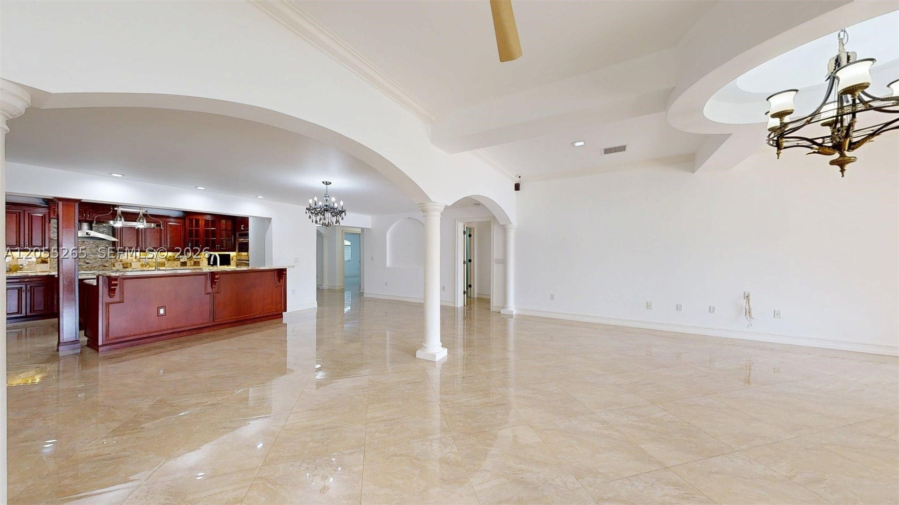 LAKE LAURENCE ESTS 1ST ADD - Residential