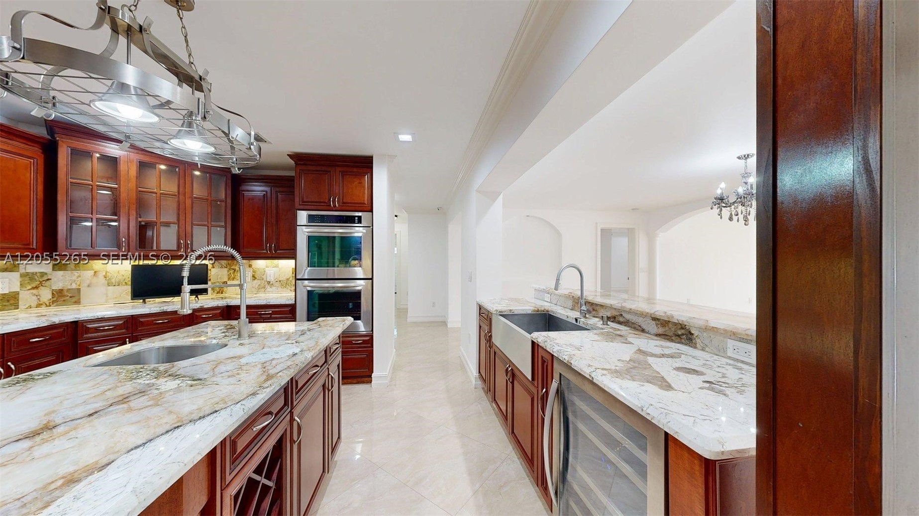 LAKE LAURENCE ESTS 1ST ADD - Residential