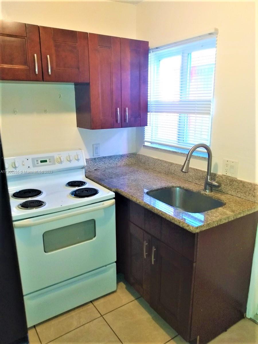 LAKE AVE ADD TO WPB - Residential Lease