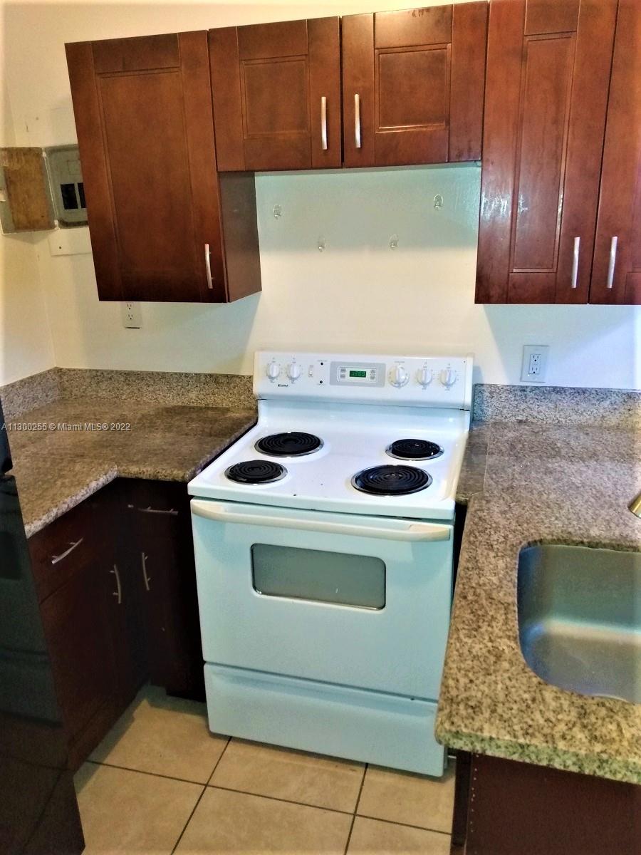 LAKE AVE ADD TO WPB - Residential Lease