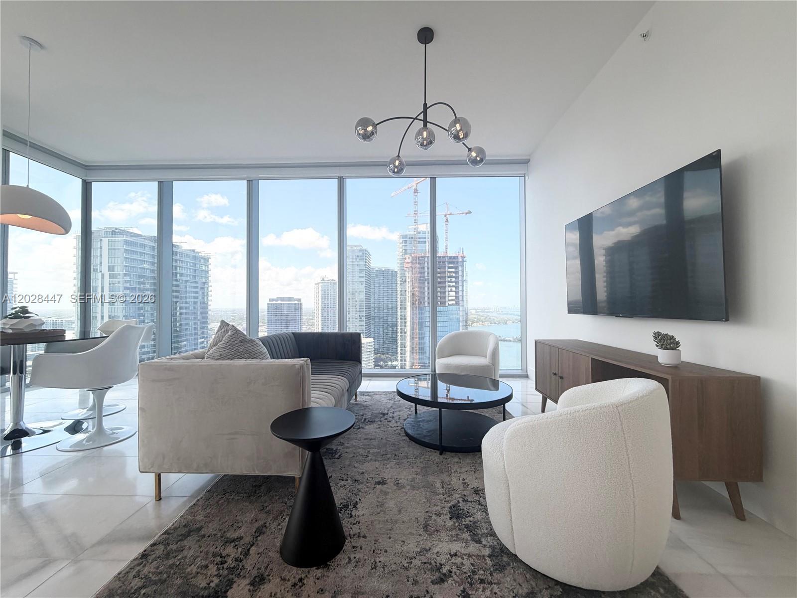 ESCOTTONIA PARK - Residential Lease