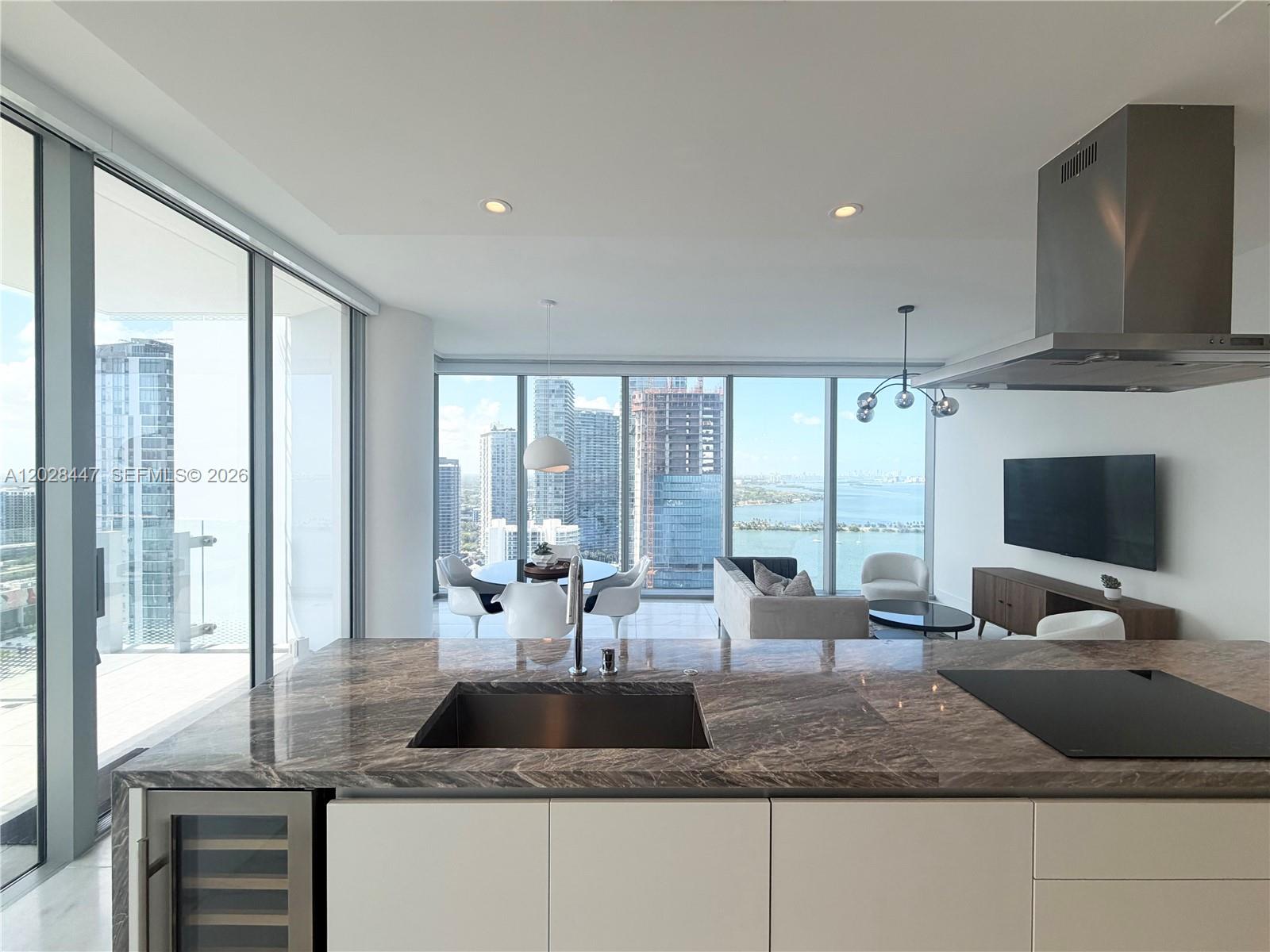 ESCOTTONIA PARK - Residential Lease