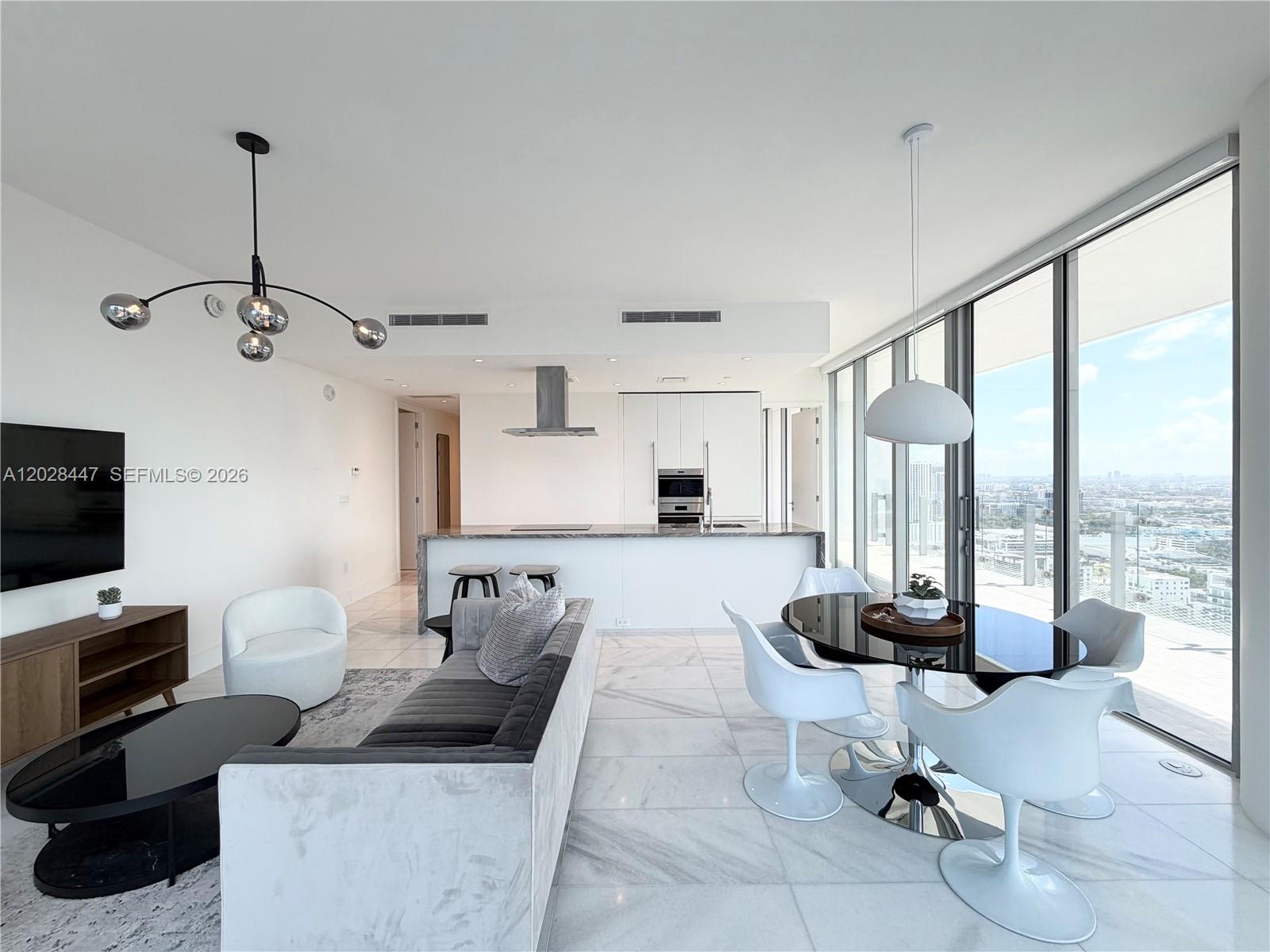 ESCOTTONIA PARK - Residential Lease