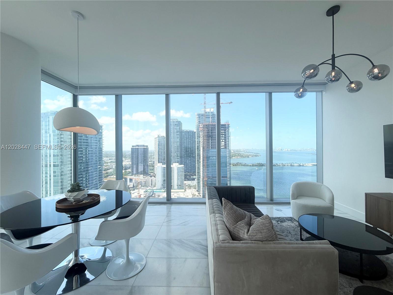 ESCOTTONIA PARK - Residential Lease