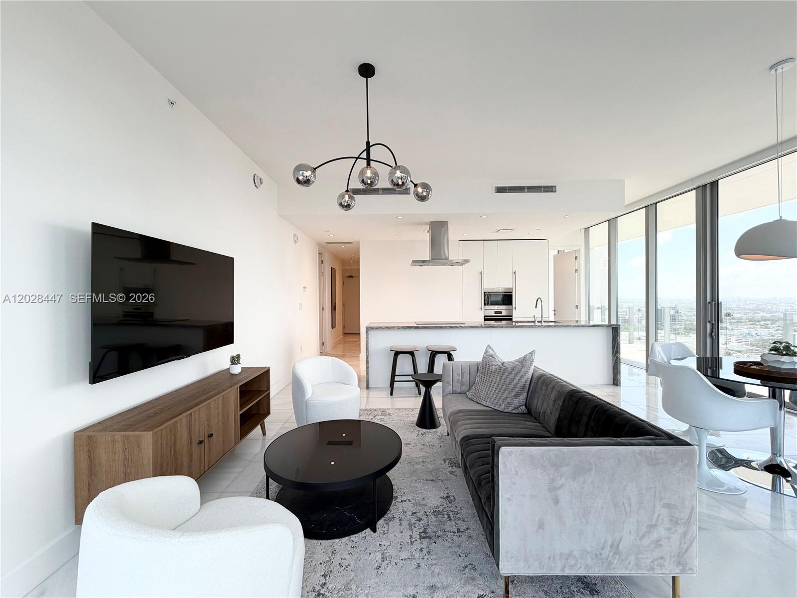 ESCOTTONIA PARK - Residential Lease