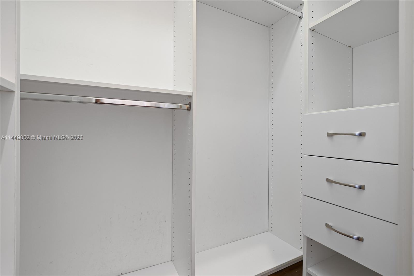 OAK LANE - Residential Lease