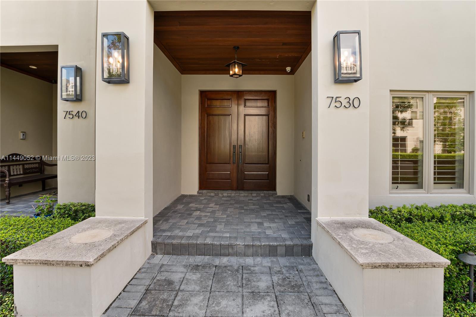 OAK LANE - Residential Lease