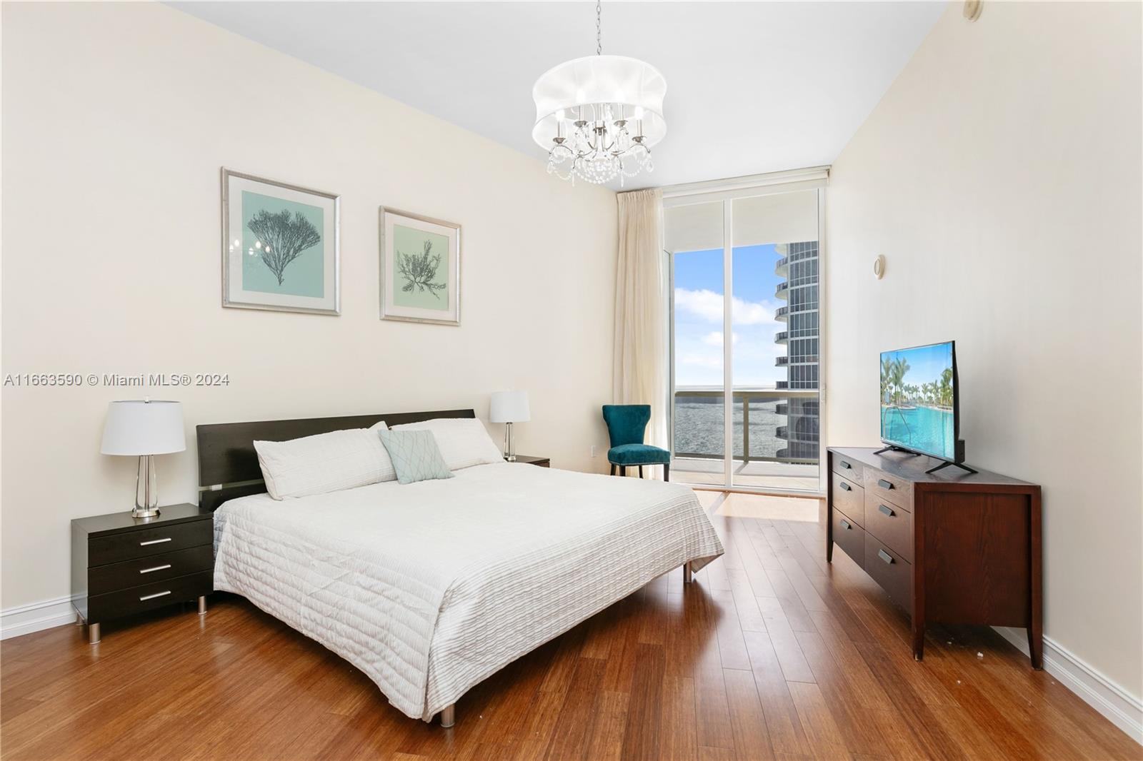 TRUMP TOWERS 2 - Residential Lease