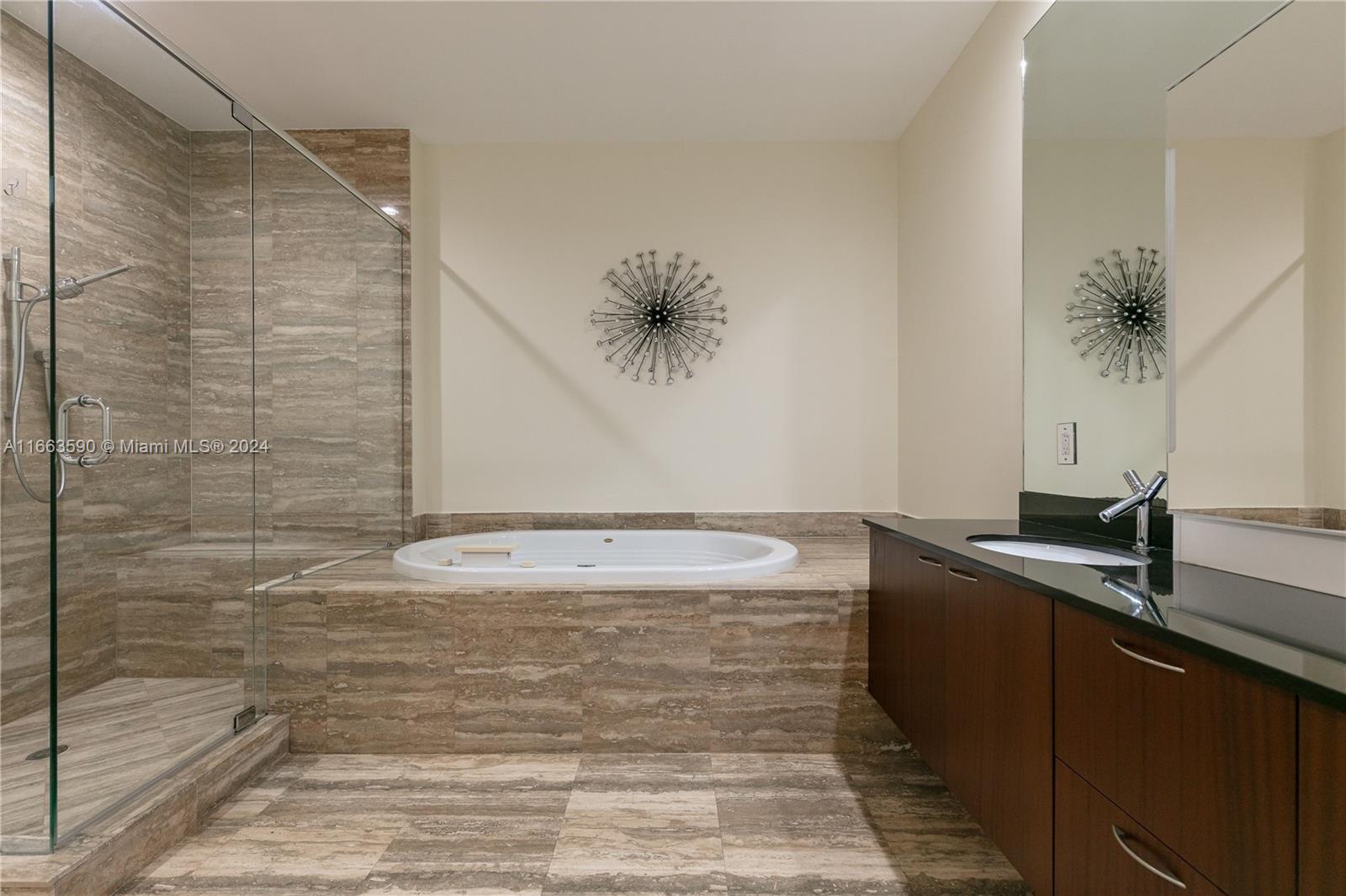 TRUMP TOWERS 2 - Residential Lease