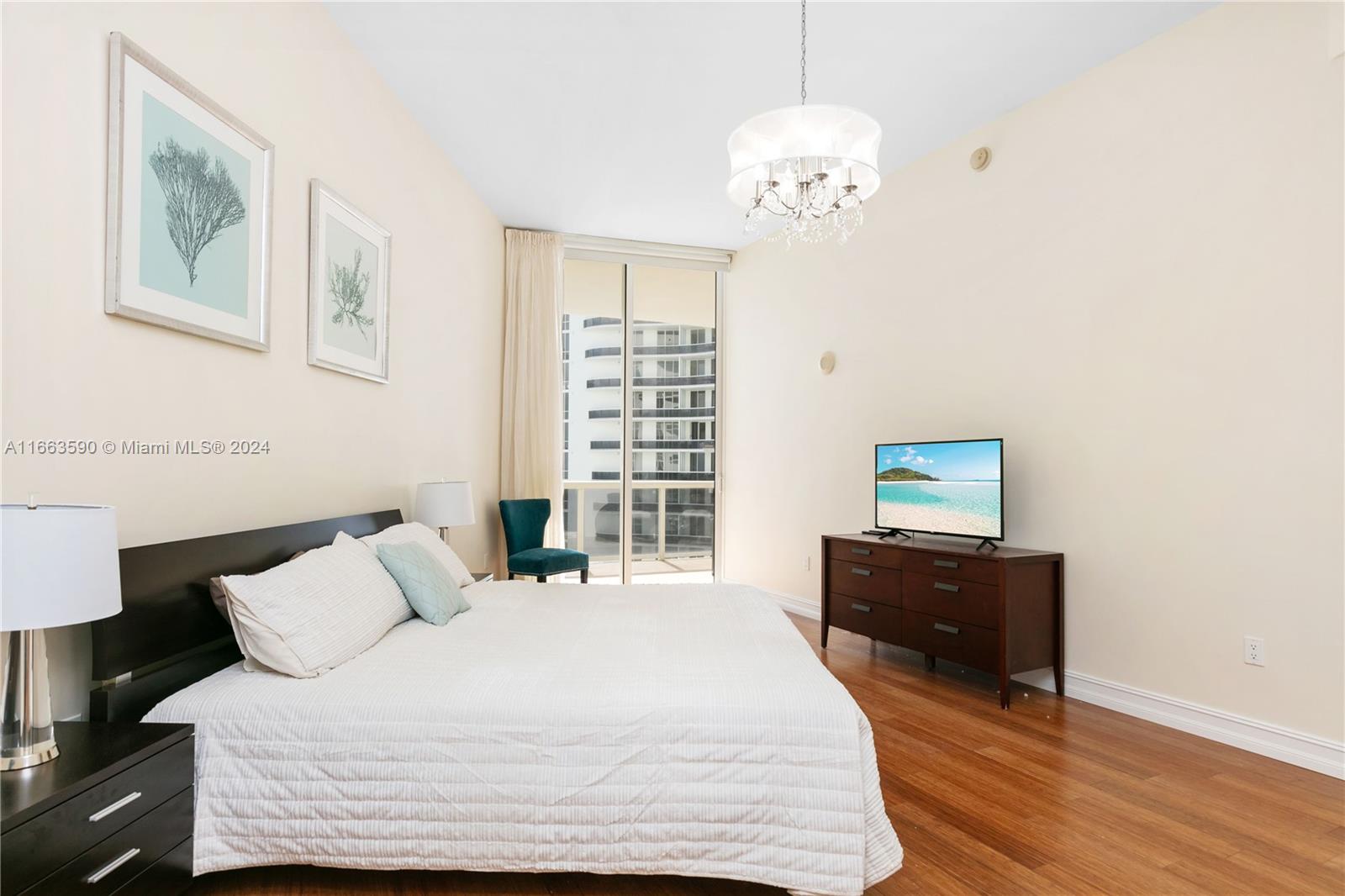 TRUMP TOWERS 2 - Residential Lease