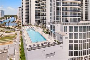 TRUMP TOWERS 2 - Residential Lease