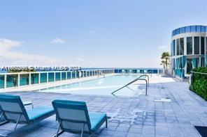 TRUMP TOWERS 2 - Residential Lease