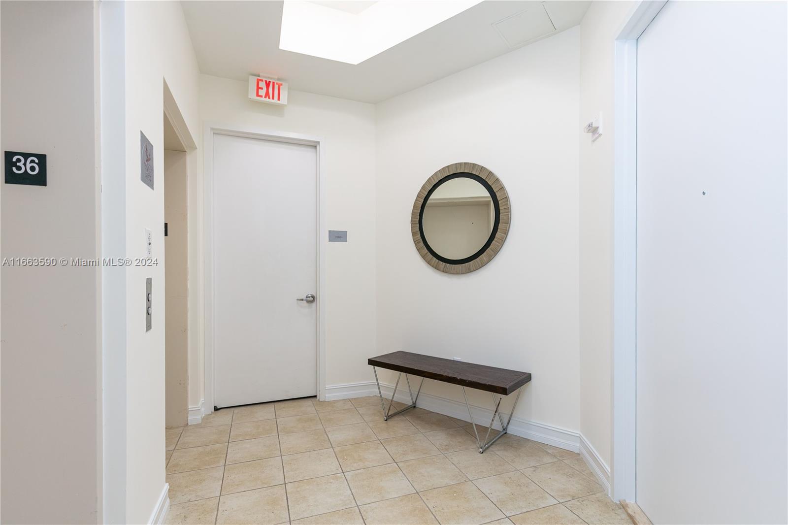TRUMP TOWERS 2 - Residential Lease