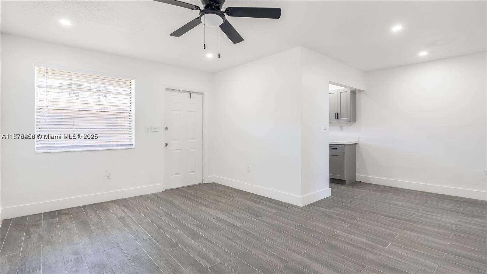 CLIFTON MANOR - Residential Lease