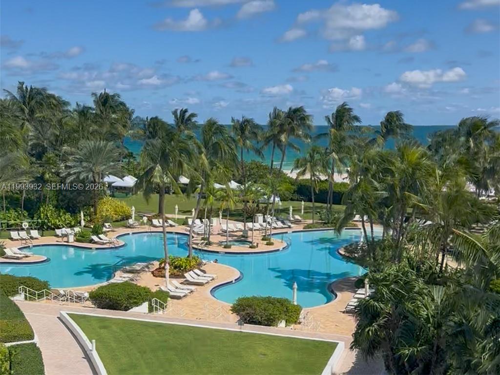 CONTINUUM ON SOUTH BEACH - Residential