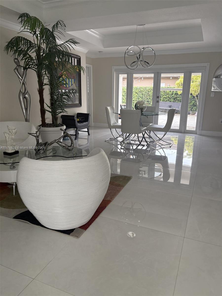 KAYLA S PLACE - Residential