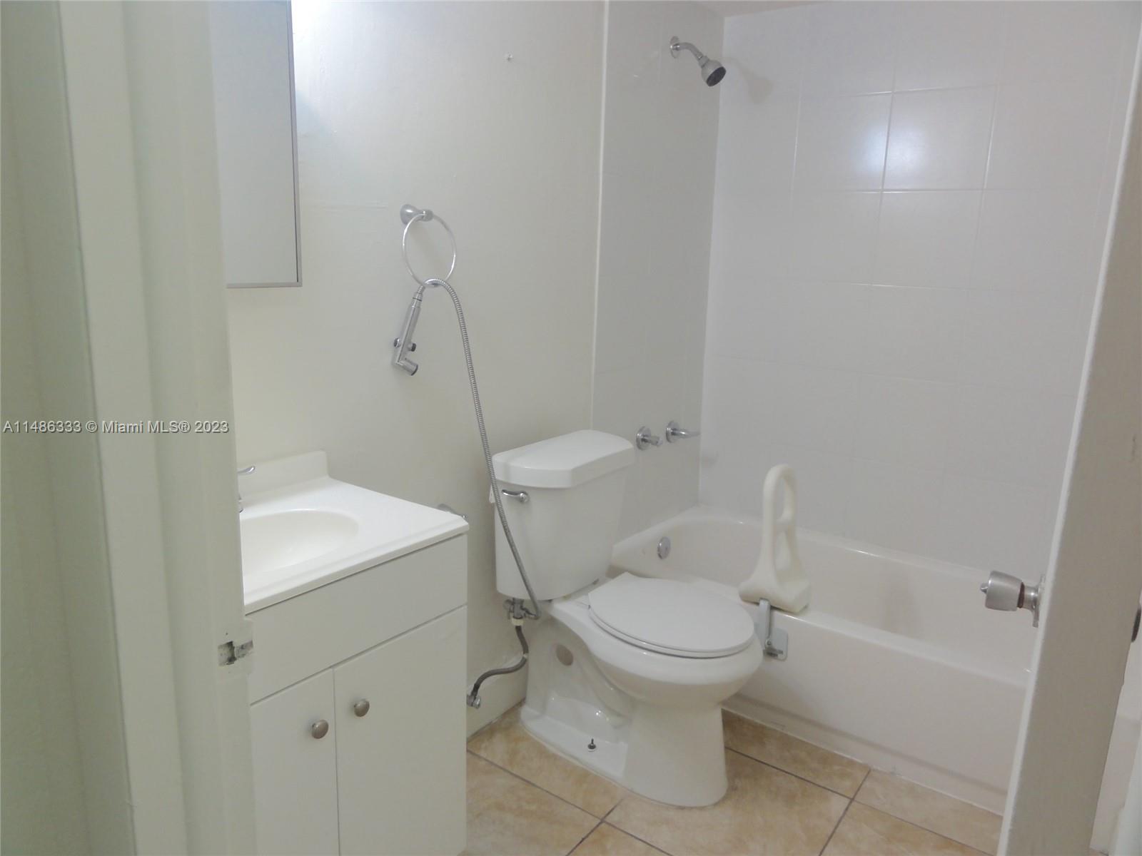CAMBRIDGE CONDO - Residential Lease