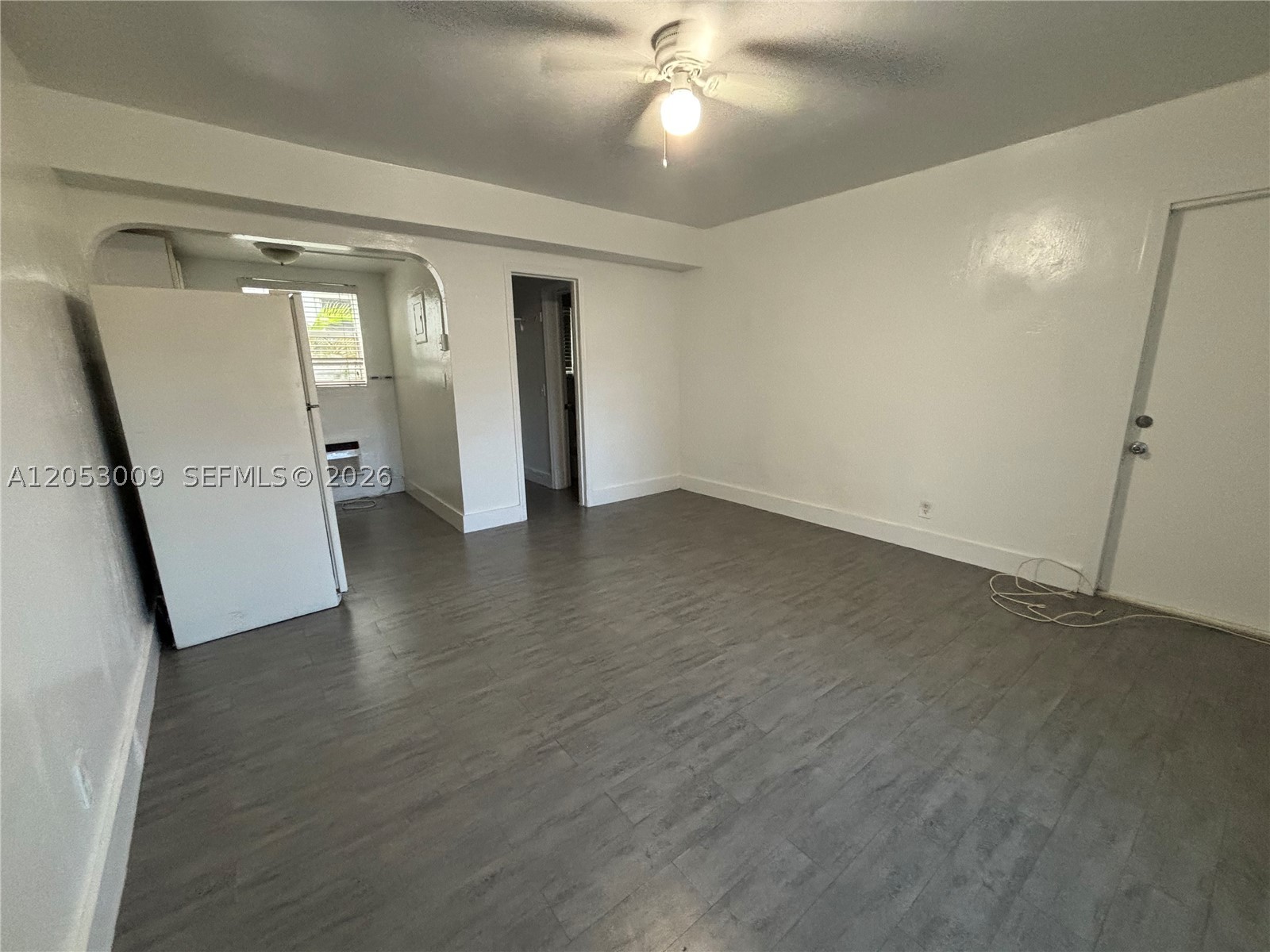 HOLLYWOOD SOUTH SIDE ADD - Residential Lease