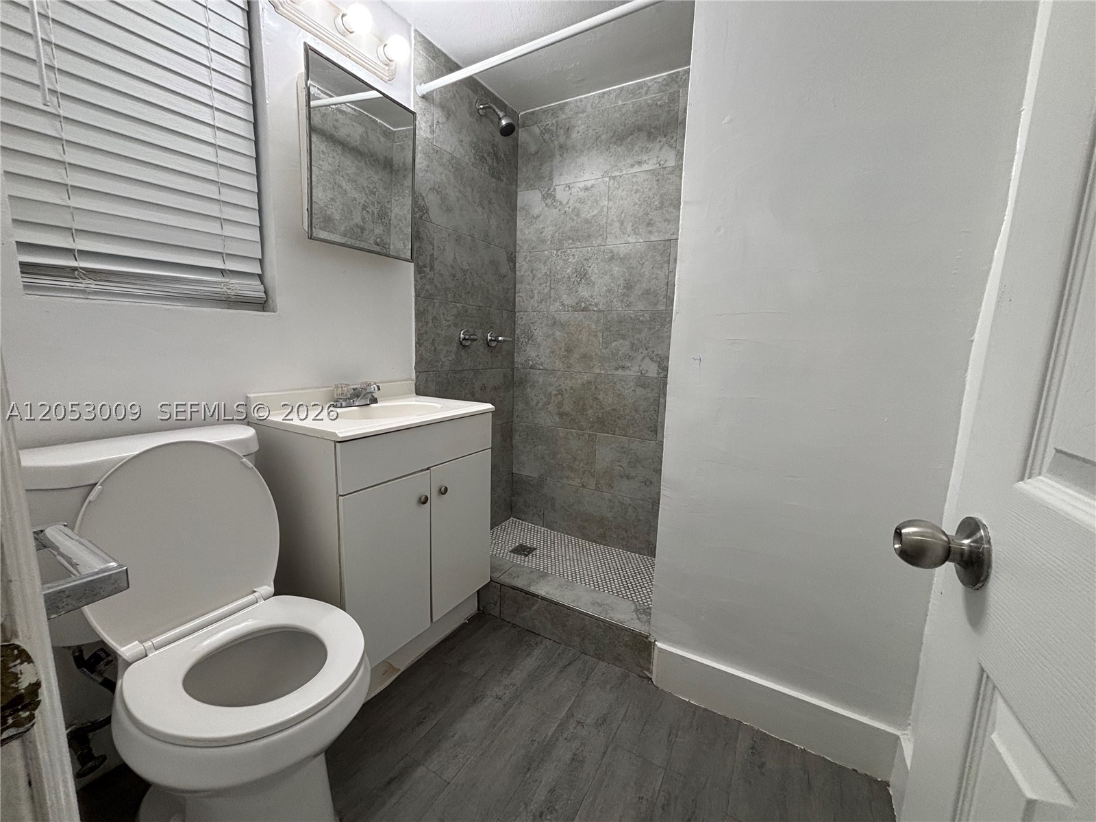 HOLLYWOOD SOUTH SIDE ADD - Residential Lease