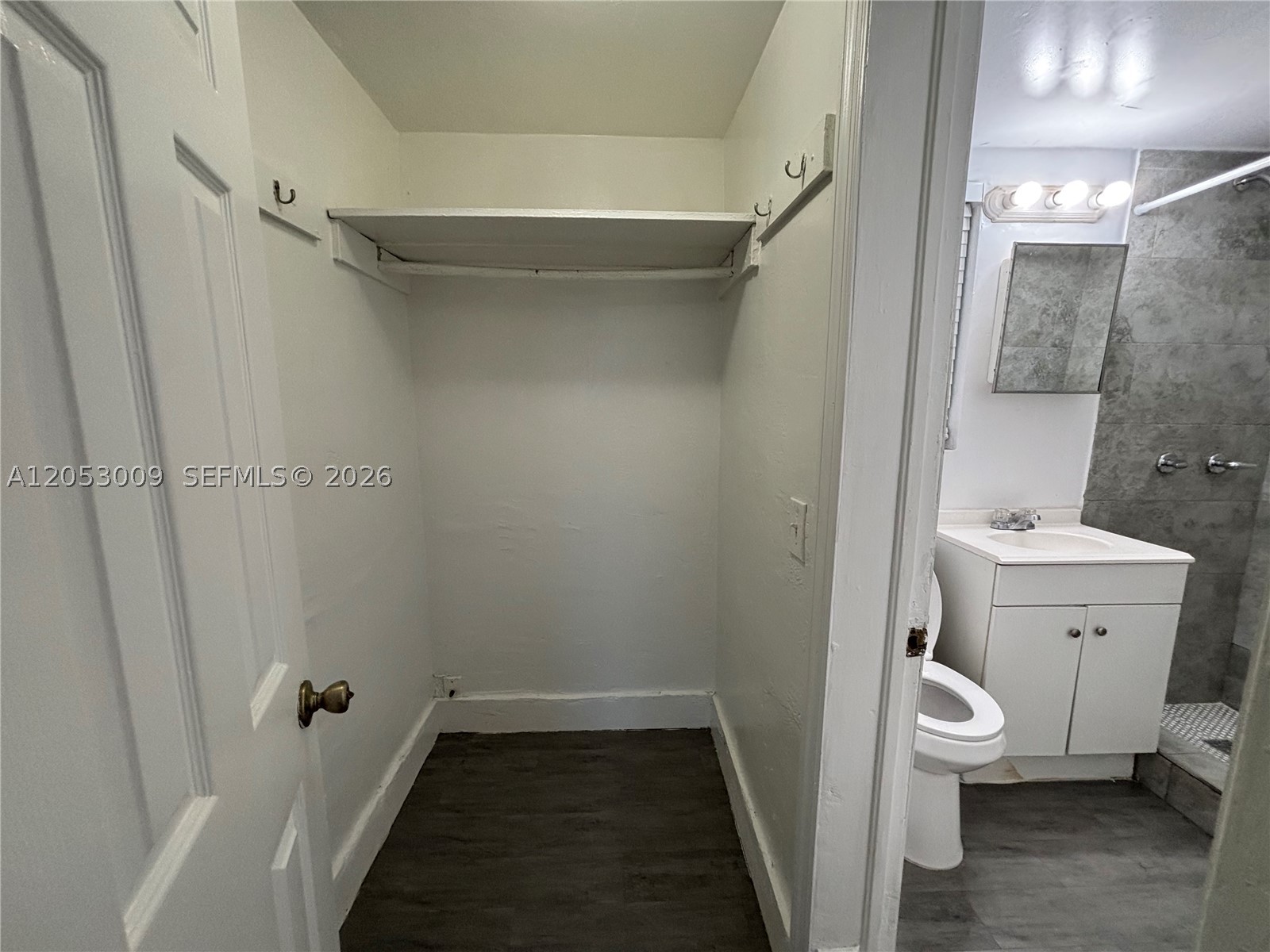HOLLYWOOD SOUTH SIDE ADD - Residential Lease