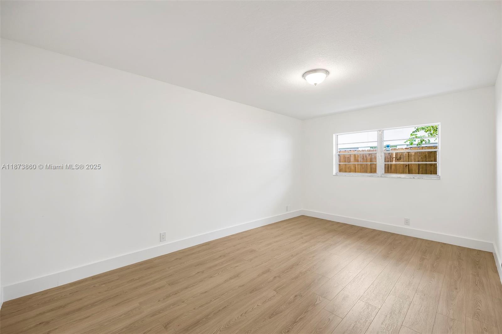 HOLLYWOOD SOUTH SIDE ADD - Residential Income