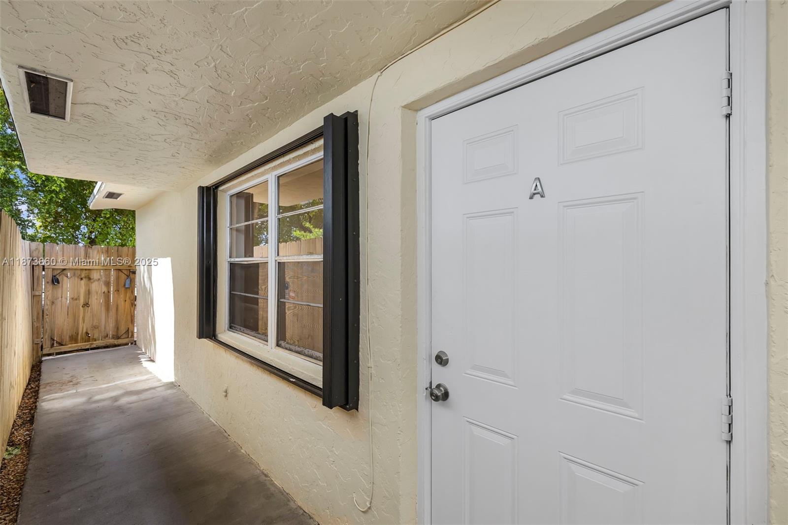 HOLLYWOOD SOUTH SIDE ADD - Residential Income