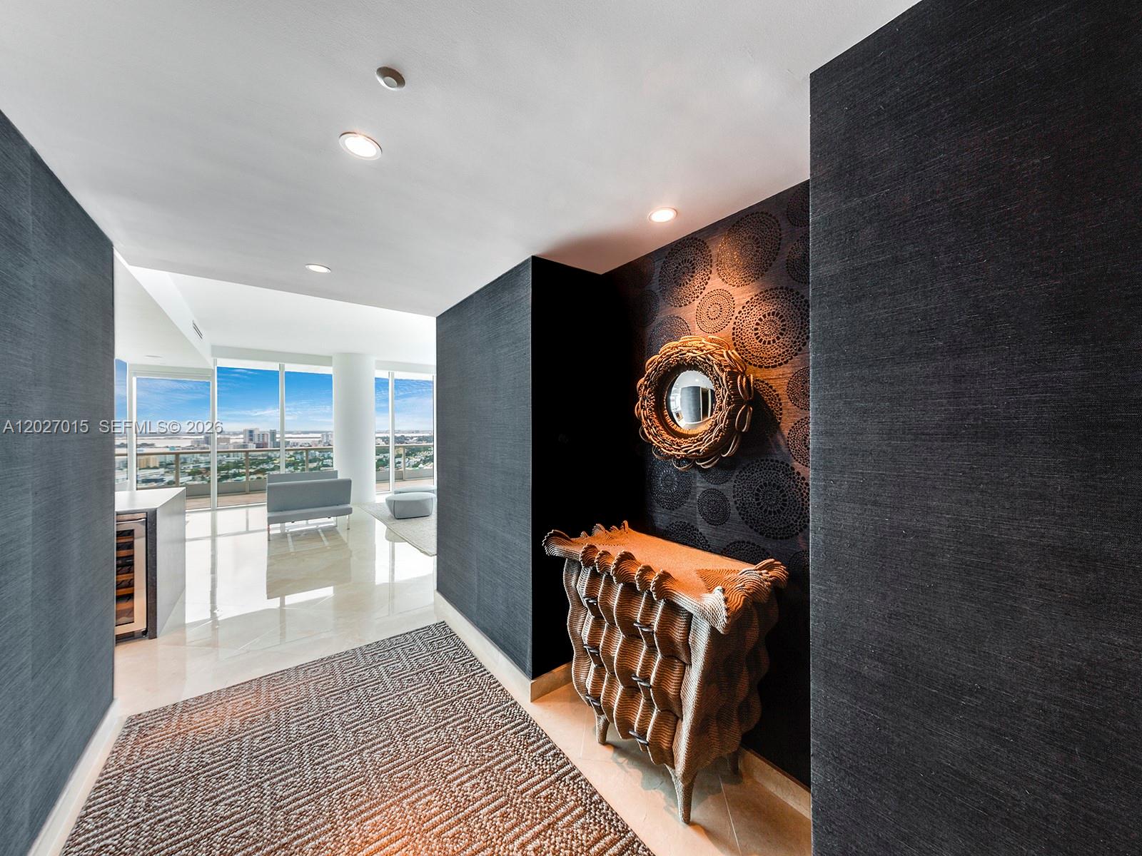 This high-floor oceanfront residence combines space and breathtaking vies with contemporary elegance featuring a private elevator foyer, ample living space, a spacious chef’s kitchen, 3 suites, half bath and a den with a designated full bath.
Continuum on South Beach is an exclusive 12-acre oceanfront five-star resort-style gated community with 1000 SF of direct beach access, boasting an extensive array of amenities including pools and beach service, The Sporting Club, The Tennis Pavilion, The Patio Restaurant, 24-hr security, valet and a dedicated concierge staff.