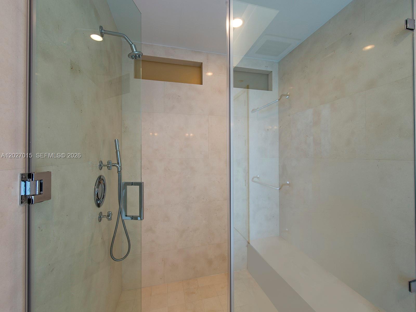 CONTINUUM ON SOUTH BEACH - Residential Lease