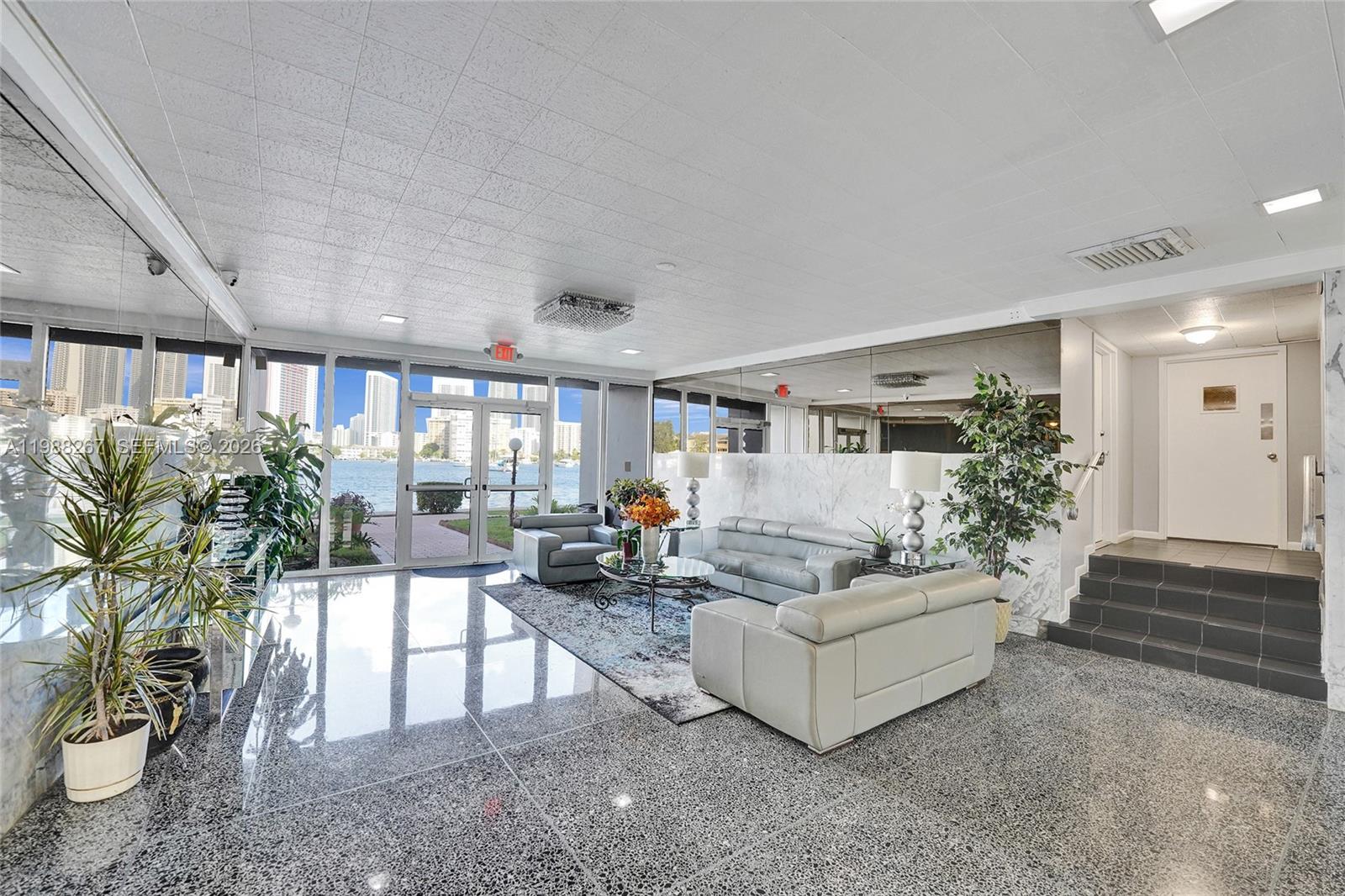Golden Isles Yacht Club - Residential