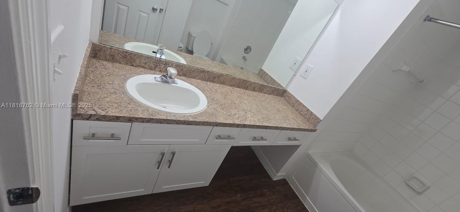 MARQUESA CONDO - Residential Lease