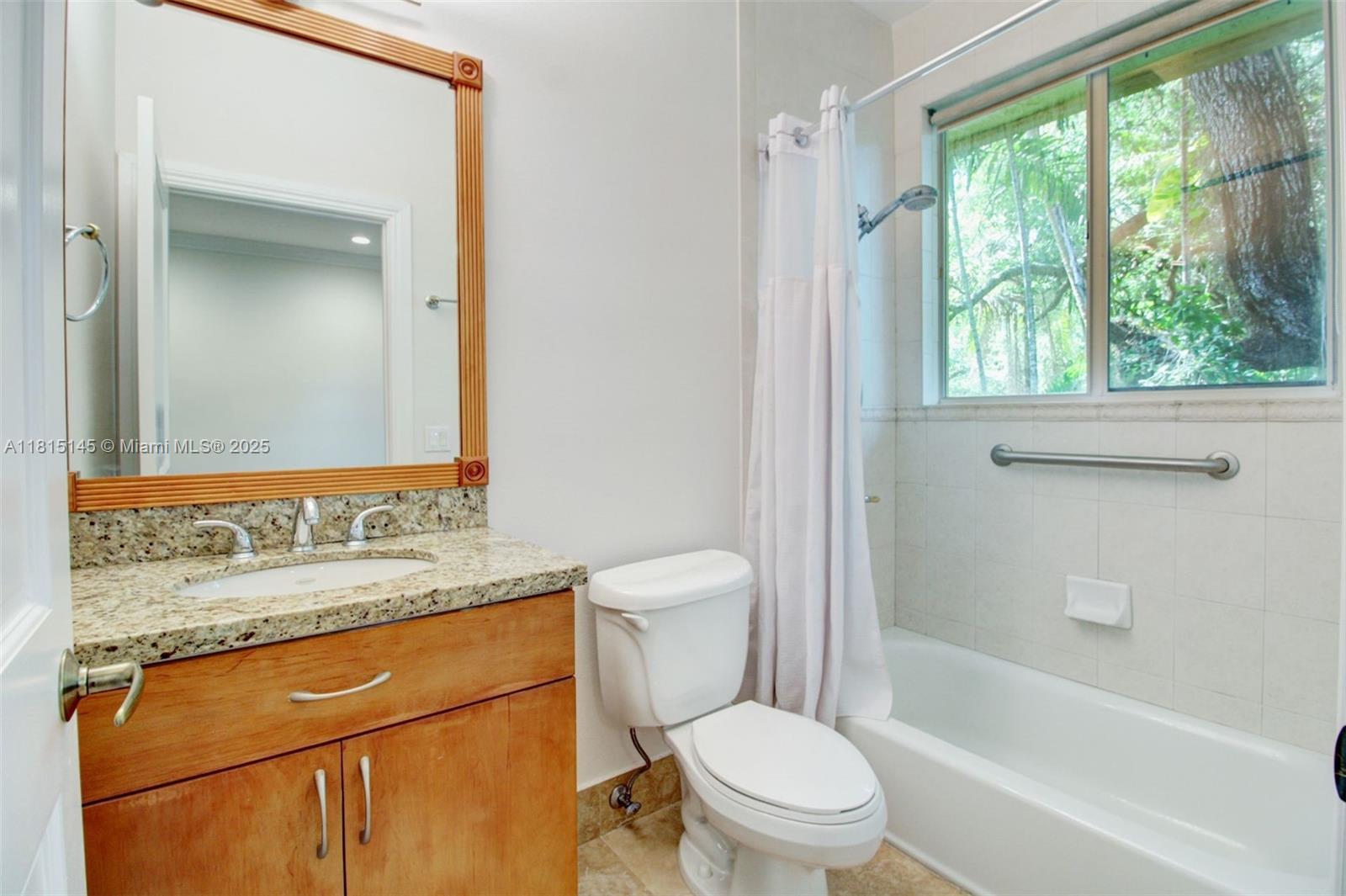 SUNSHINE VISTAS - Residential Lease