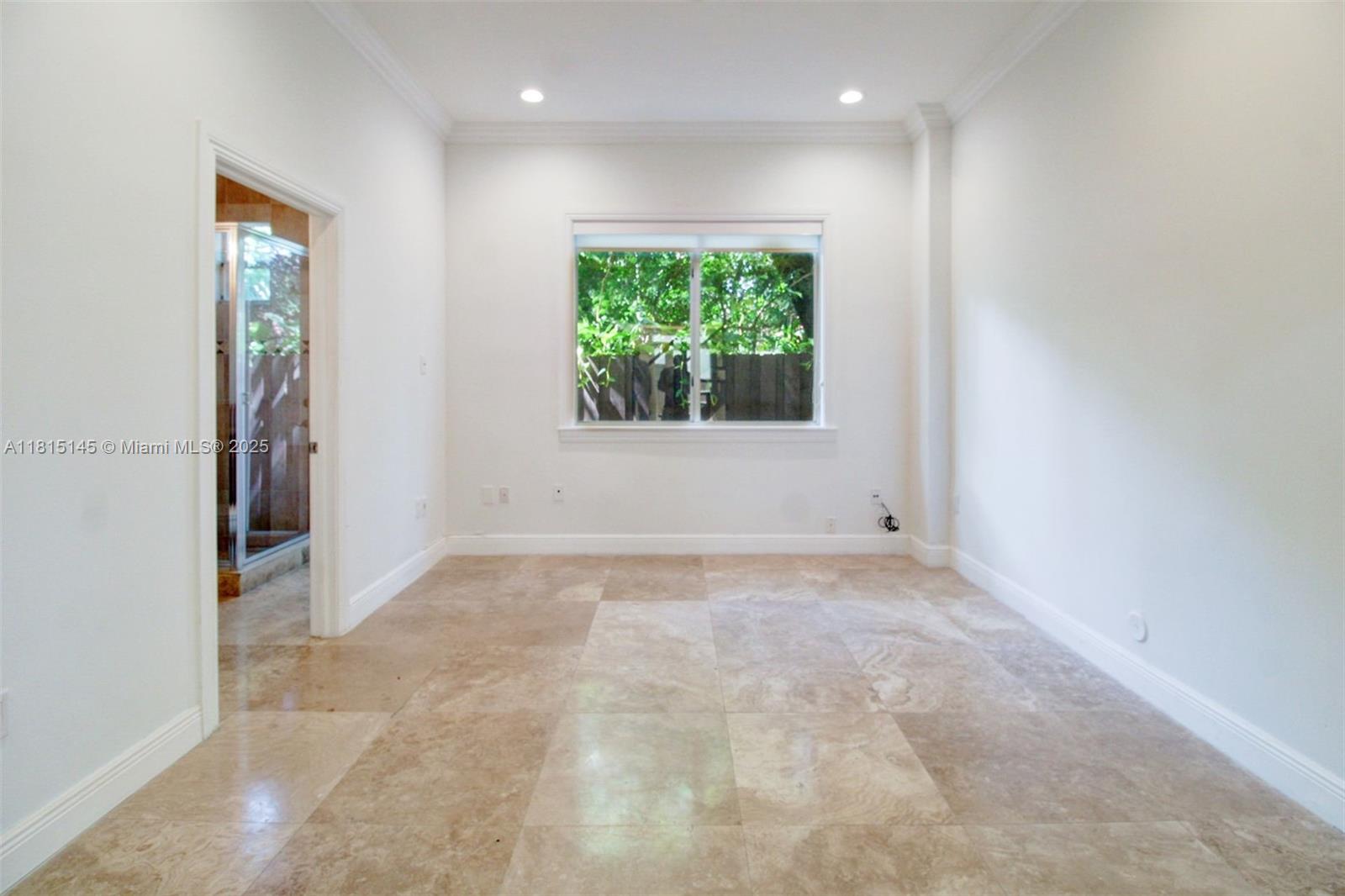 SUNSHINE VISTAS - Residential Lease