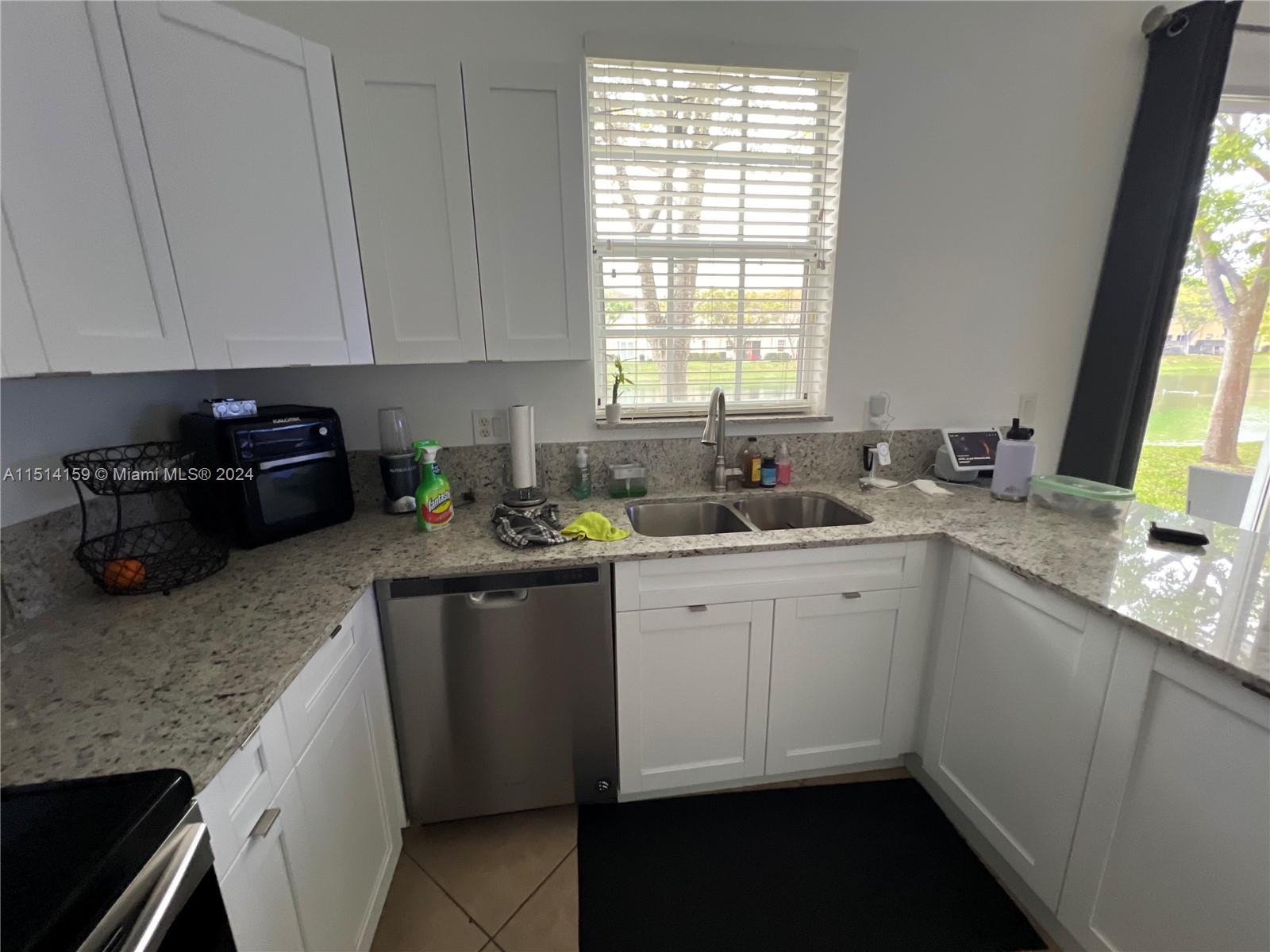 PORTOFINO VILLAS WEST - Residential