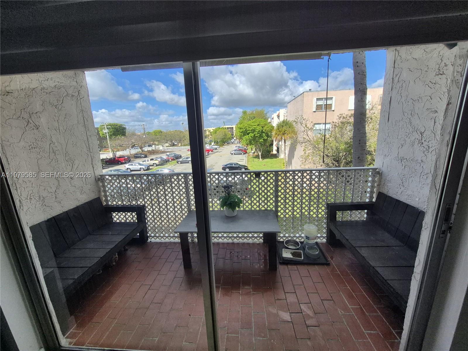 SUMMIT CHASE CONDO - Residential
