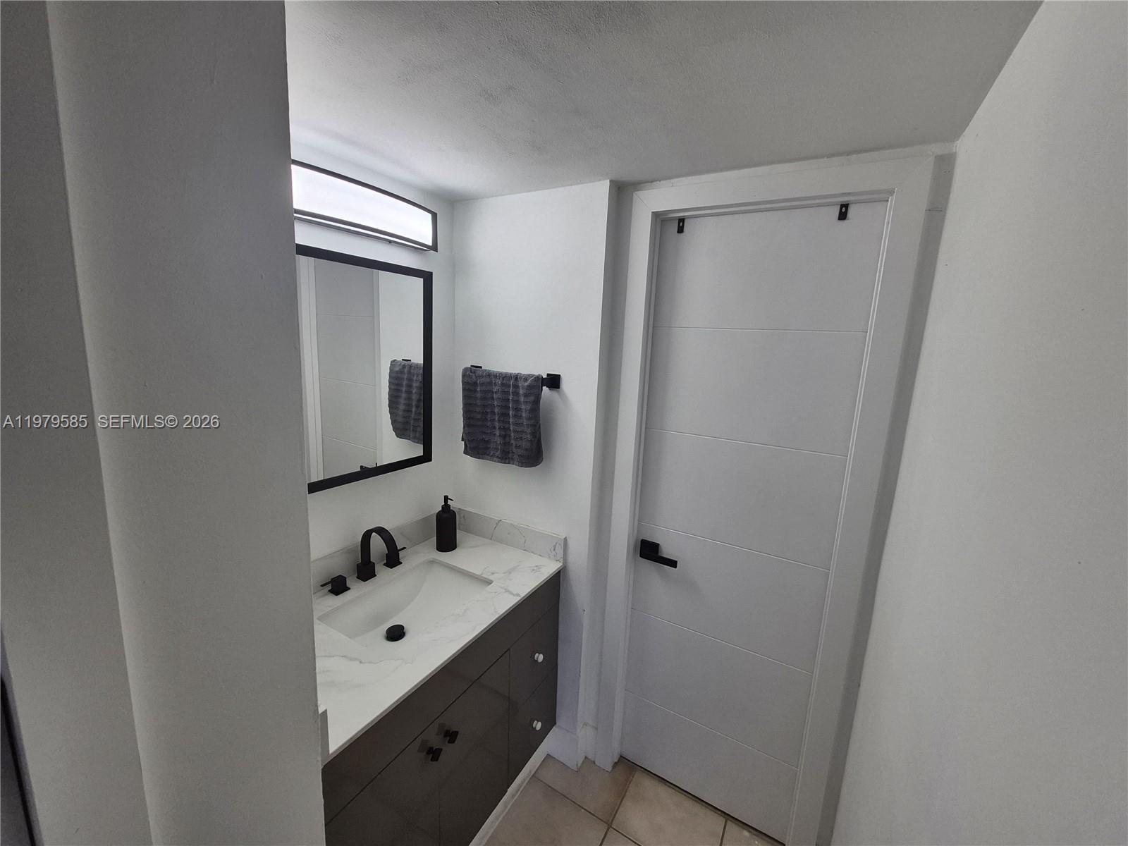 SUMMIT CHASE CONDO - Residential