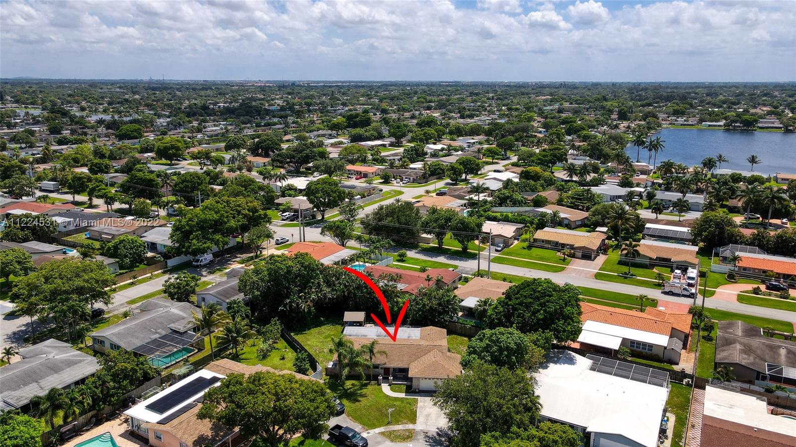 PASADENA LAKES - Residential