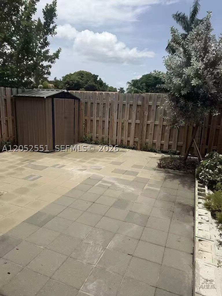 GOLF PARK SEC 1 - Residential Lease
