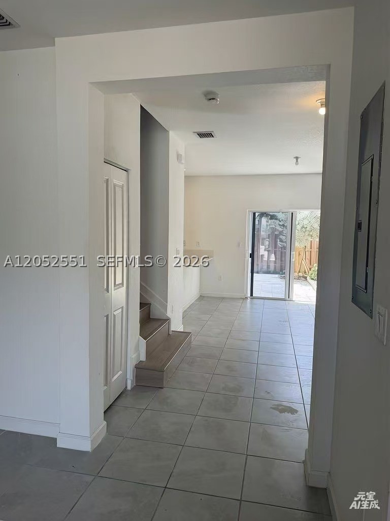 GOLF PARK SEC 1 - Residential Lease